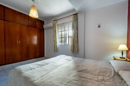 0690cb4159f4ff310141d7dda2cfe429 - 12