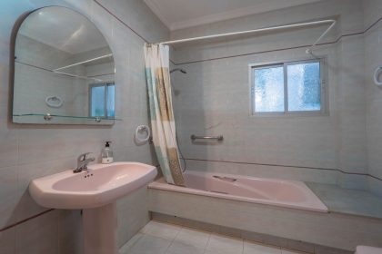 0690cb4159f4ff310141d7dda2cfe429 - 14