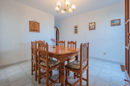 0690cb4159f4ff310141d7dda2cfe429 - 18