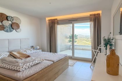 06e829cfd67d685092e47a4092fee221 - 12