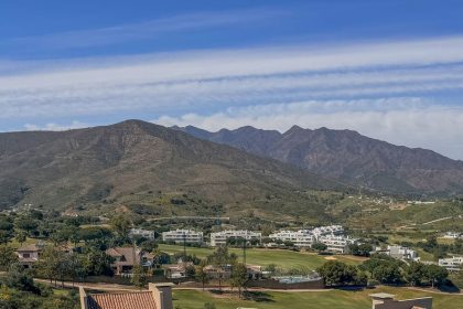 06e829cfd67d685092e47a4092fee221 - 17