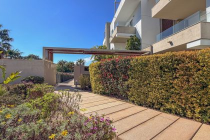 06e829cfd67d685092e47a4092fee221 - 22