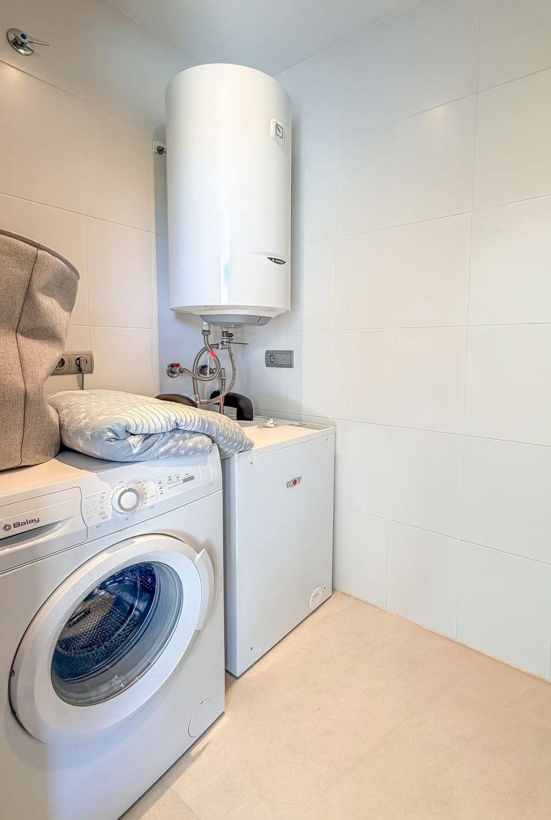 06e829cfd67d685092e47a4092fee221 - 25