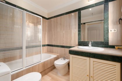 0775957df5b159f90b8864e4be2224a2 - 11