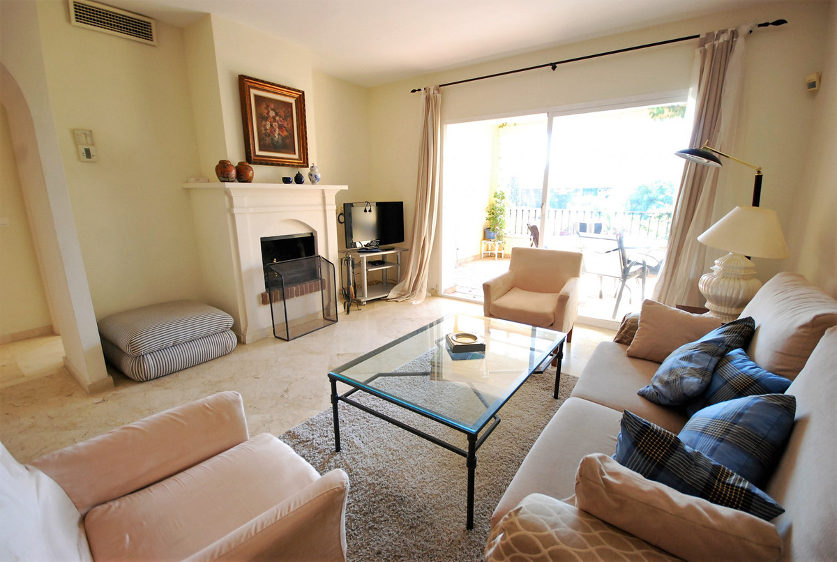 07ac7c78dce13d4604771e0f9dc9fa6e - 12