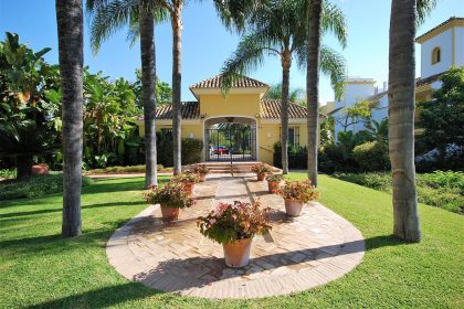 07ac7c78dce13d4604771e0f9dc9fa6e - 6