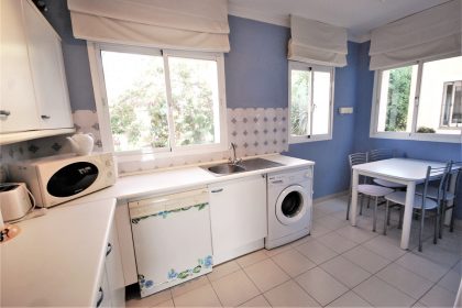 07ac7c78dce13d4604771e0f9dc9fa6e - 9