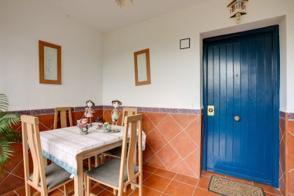 083061e0bd5a9d707b46a879633ce7ce - 15