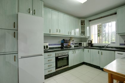 083061e0bd5a9d707b46a879633ce7ce - 7