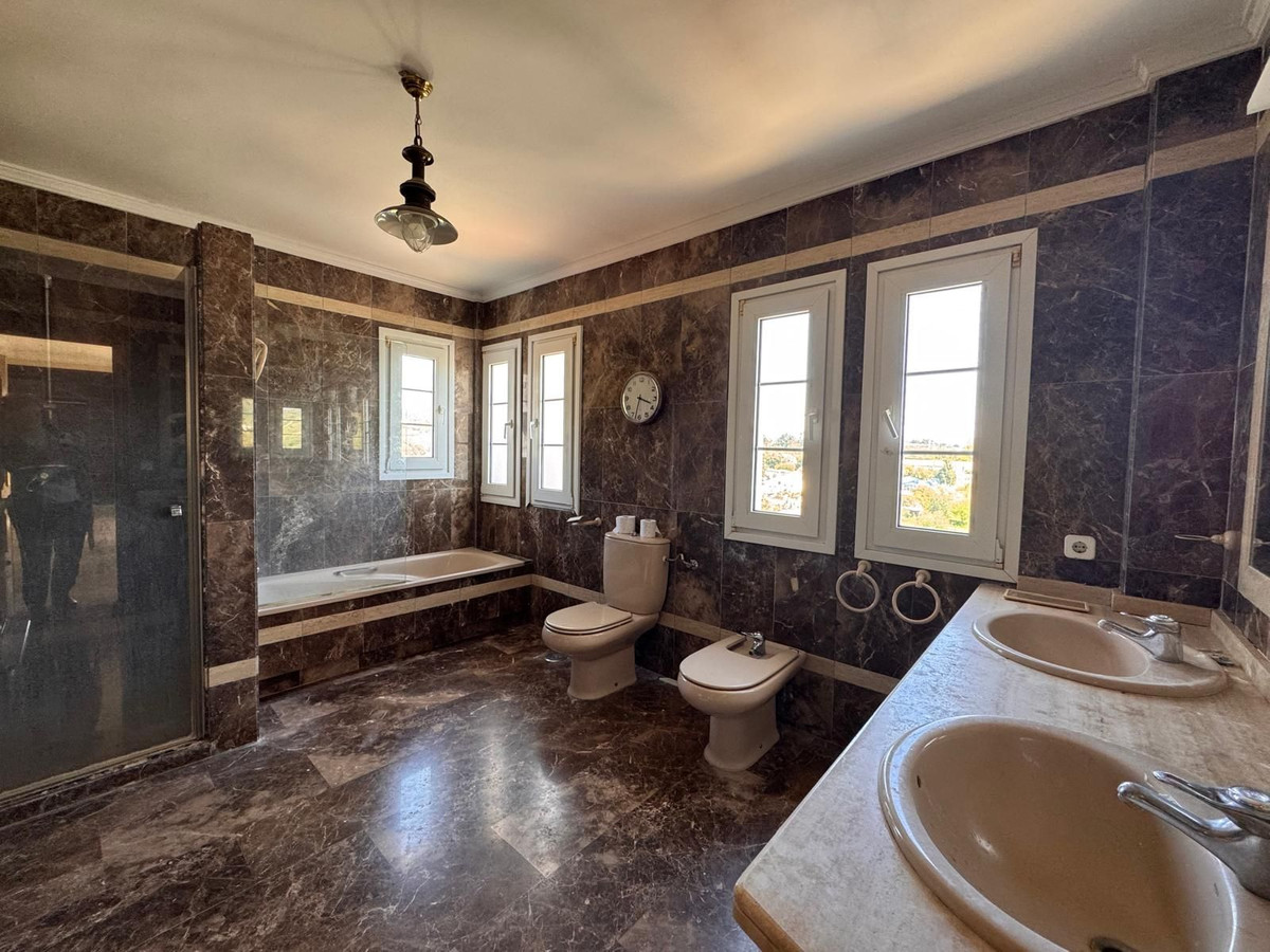 08754af929577694b4ebf40dd1070085 - 17