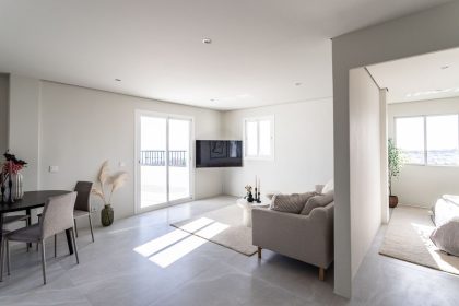 090c79e5e7abc587c3e9405748c59138 - 12