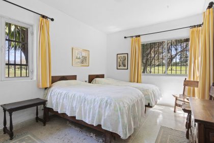 0982570053d742d534275ea7108dfae1 - 17