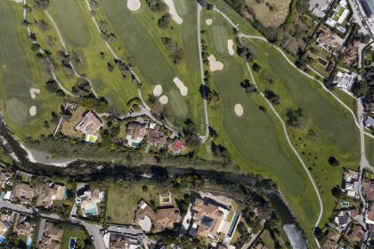 0982570053d742d534275ea7108dfae1 - 29