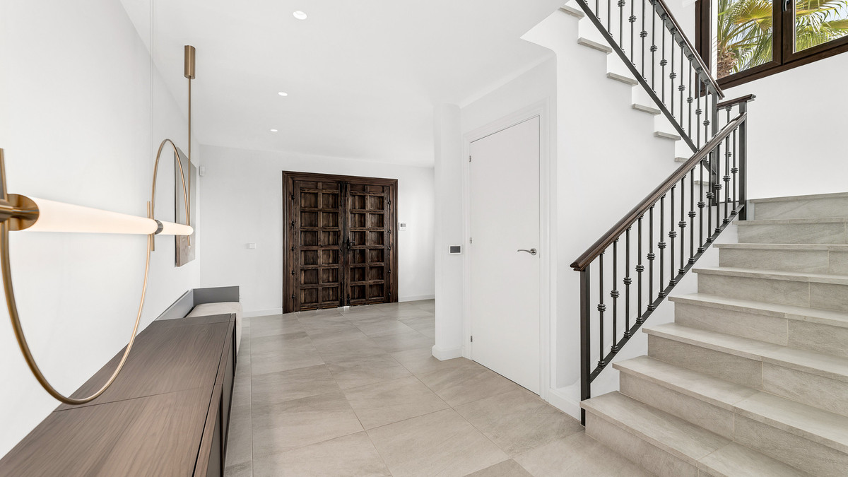 09fd9385bdf0b95a64aaeaafcf5efdc0 - 19