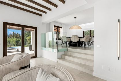 09fd9385bdf0b95a64aaeaafcf5efdc0 - 32