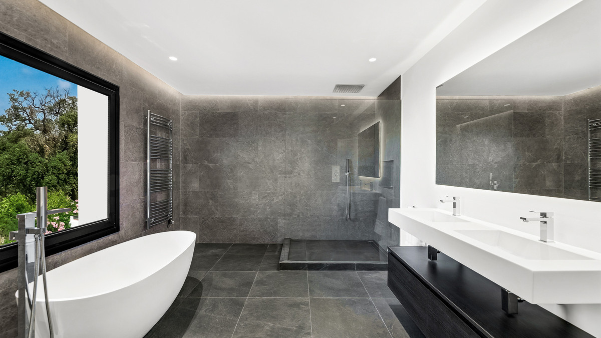 09fd9385bdf0b95a64aaeaafcf5efdc0 - 33