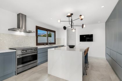 09fd9385bdf0b95a64aaeaafcf5efdc0 - 9