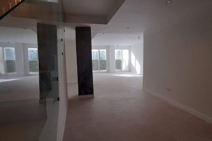 0a0b1e698e99b4e0c653f3ceaa6a5ecf - 13