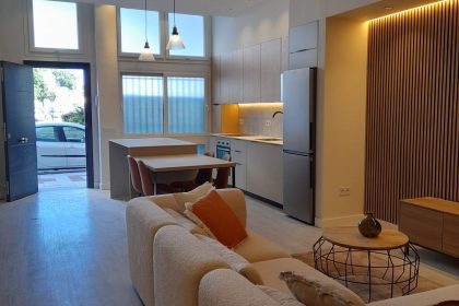 0a0b1e698e99b4e0c653f3ceaa6a5ecf - 2