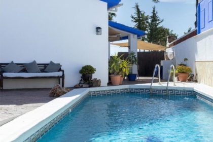 0a3e9633d7f4b68f0c9909a83fbdac2b - 11