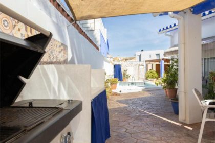 0a3e9633d7f4b68f0c9909a83fbdac2b - 16