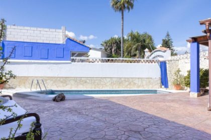 0a3e9633d7f4b68f0c9909a83fbdac2b - 17