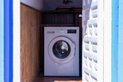 0a3e9633d7f4b68f0c9909a83fbdac2b - 19