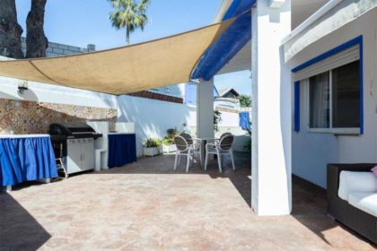 0a3e9633d7f4b68f0c9909a83fbdac2b - 21