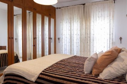 0a3e9633d7f4b68f0c9909a83fbdac2b - 6