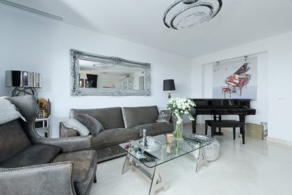 0a9f3495ce09d5dd0663ec958feb6827 - 4