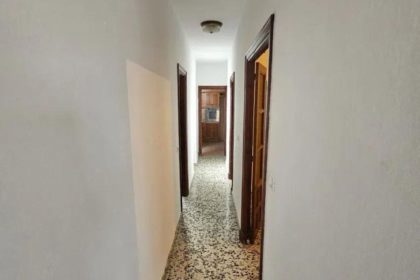 0b5a3ecc844e9e3161ef0c71519f483b - 10