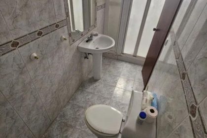 0b5a3ecc844e9e3161ef0c71519f483b - 13