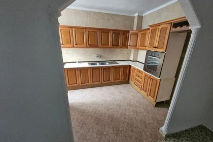 0b5a3ecc844e9e3161ef0c71519f483b - 7