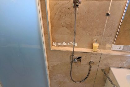 0b8069473633c4cf09c84558153671c8 - 15