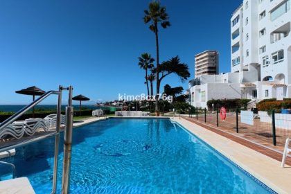 0b8069473633c4cf09c84558153671c8 - 22