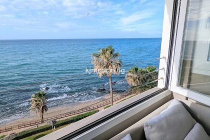 0b8069473633c4cf09c84558153671c8 - 27