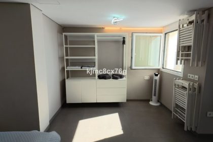 0b8069473633c4cf09c84558153671c8 - 8