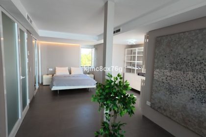 0b8069473633c4cf09c84558153671c8 - 9