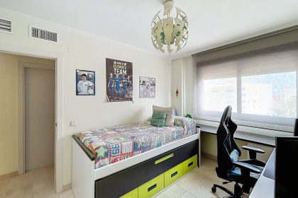 0b87c4b923b73e1df4d9eee6864097e9 - 15