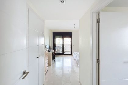 0b87c4b923b73e1df4d9eee6864097e9 - 17