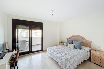 0b87c4b923b73e1df4d9eee6864097e9 - 18