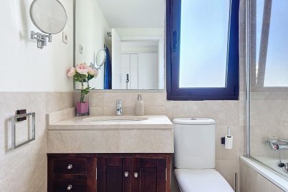 0b87c4b923b73e1df4d9eee6864097e9 - 25