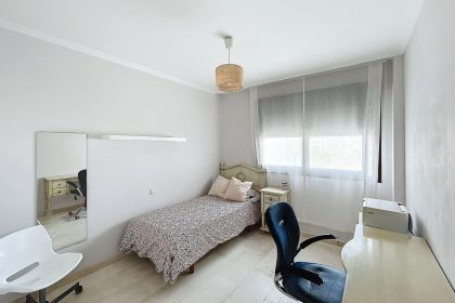 0b87c4b923b73e1df4d9eee6864097e9 - 27