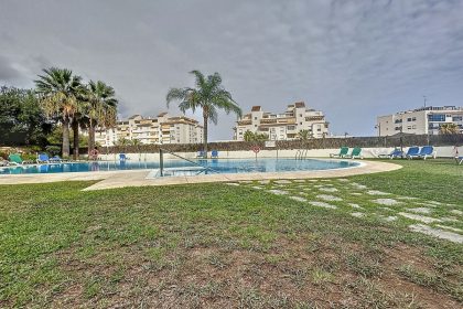 0b87c4b923b73e1df4d9eee6864097e9 - 36