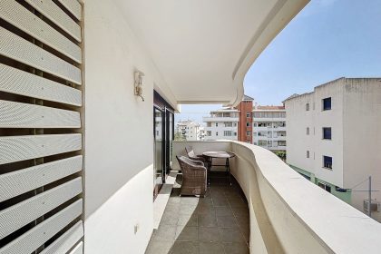 0b87c4b923b73e1df4d9eee6864097e9 - 9