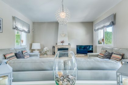 0bfb1e0e9c6c3f4278c385d0ac26151a - 14