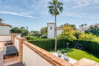 0bfb1e0e9c6c3f4278c385d0ac26151a - 27