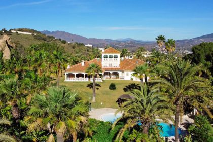 0c0cb09a8ba1dd62bd25bcf737ea2cf8 - 1