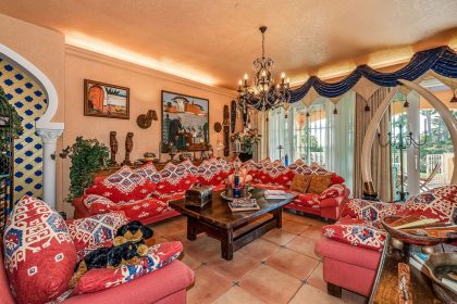 0c0cb09a8ba1dd62bd25bcf737ea2cf8 - 9