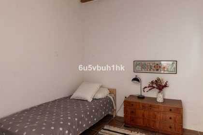 0c473481da1db1be5846a5cd7d6abd7e - 42